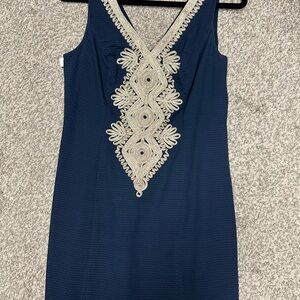 Lilly Pulitzer Blue and White Sheath Mini Dress V-Neck Sleeveless Cocktail
